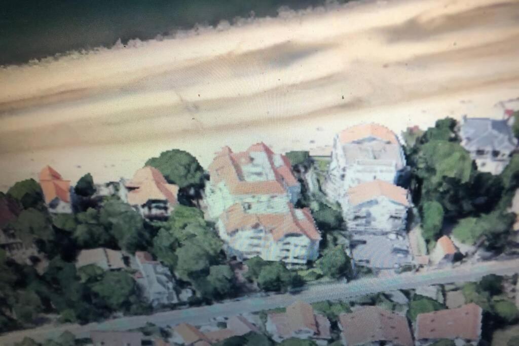 Appart Sur La Plage Pied Dans L Eau Avec Terrasse Jardin Vue Sur Le Bassin Depuis La Terrasse , Parking Arcachón Exterior foto