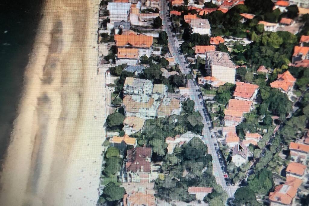 Appart Sur La Plage Pied Dans L Eau Avec Terrasse Jardin Vue Sur Le Bassin Depuis La Terrasse , Parking Arcachón Exterior foto